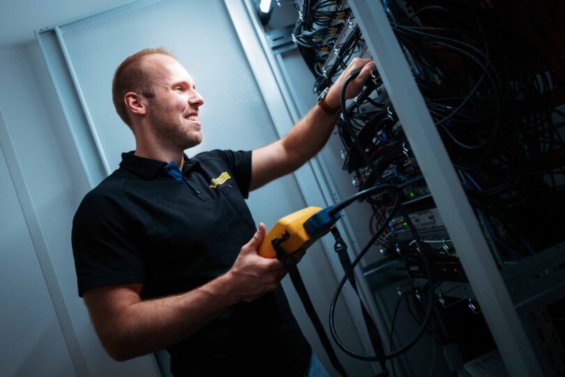 Sicherheitskontrolle bei einer Sicherungsanlage